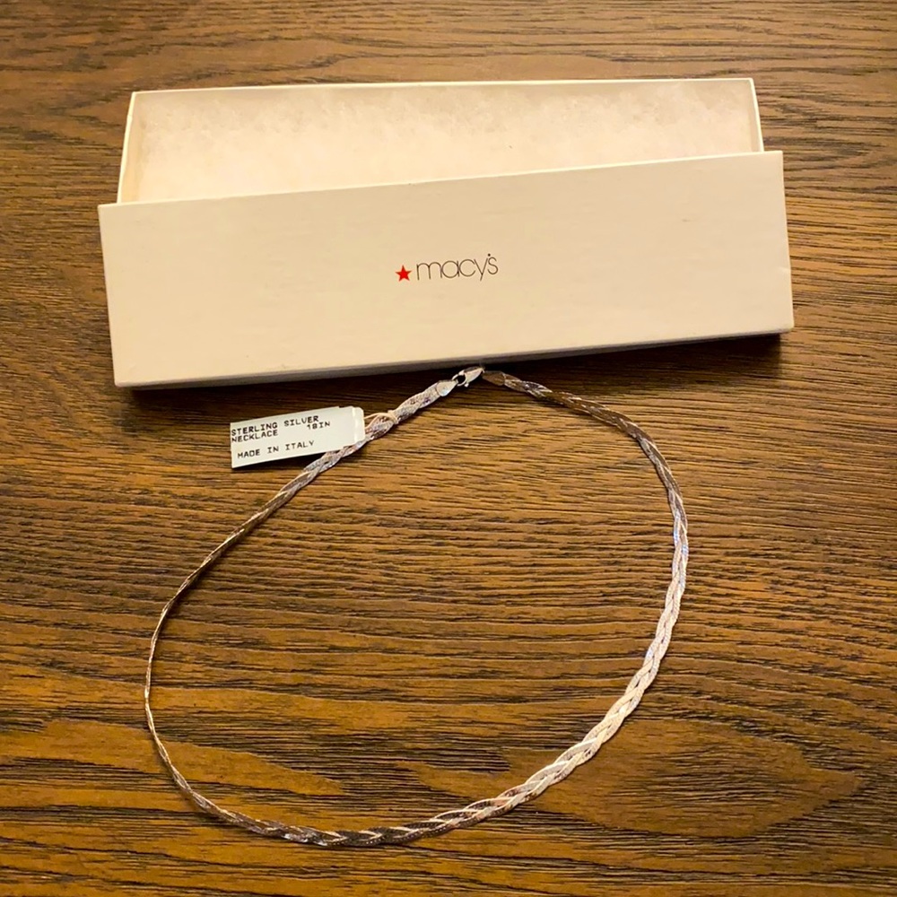 Macy’s Sterling Silver necklace. 18in. Made in Italy.